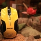 Chuột Chơi Game Không Dây Newmen E500 (màu vàng)-Hàng Chính Hãng