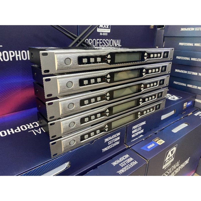 Micro không dây ADmax M600