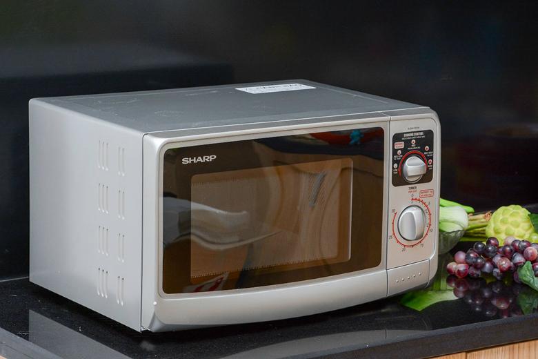 Lò vi sóng nhập khẩu chính hãng đảm bảo chất lượng tốt Lò vi sóng nhập khẩu chính hãng đảm bảo chất lượng tốt