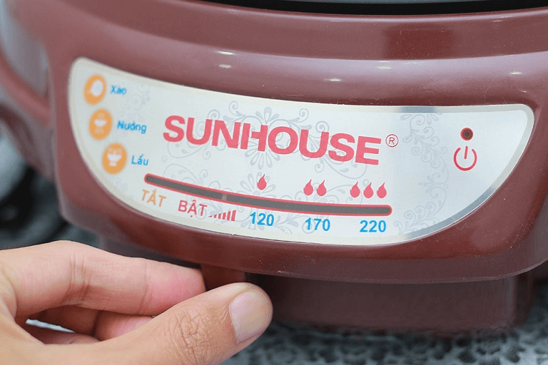 Nồi lẩu điện Sunhouse SH-535L 3.5 lít Nồi lẩu điện Sunhouse SH-535L 3.5 lít